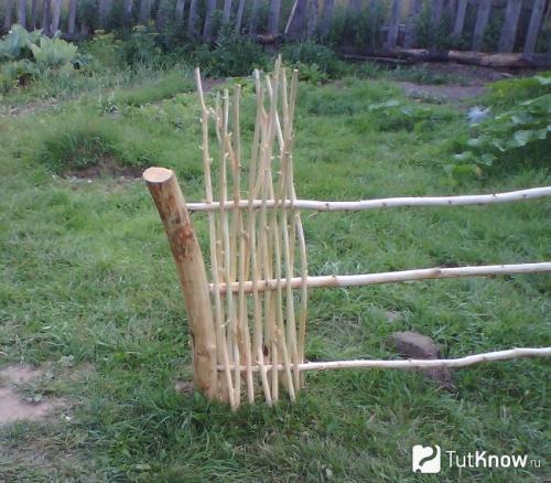 Как сплести забор из ивы своими руками. Подготовительные работы 03