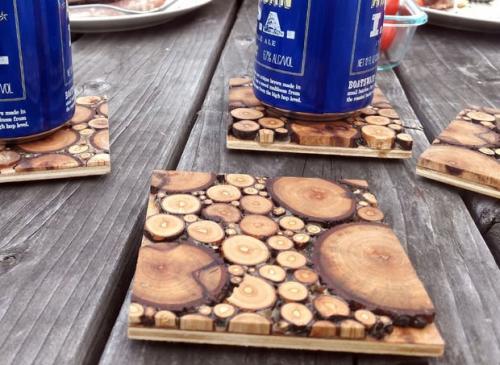 Спил дерева подставка. Подставки под горячее из дерева своими руками