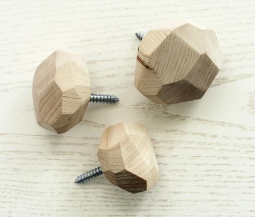 Поделки из спилов дерева для дачи. Поделки из спилов дерева своими руками - интересные мастер-классы по созданию декоративных вещей (76 фото) 15