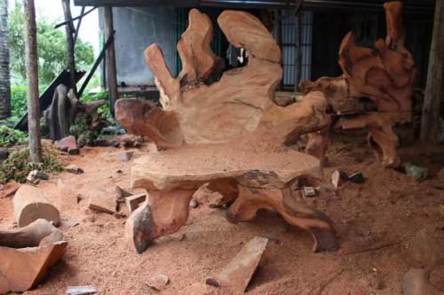 Садовая мебель из веток и коряг. Садовая мебель из дерева, веток, пеньков и коряг 18 Садовая мебель из веток и коряг. Садовая мебель из дерева, веток, пеньков и коряг 18