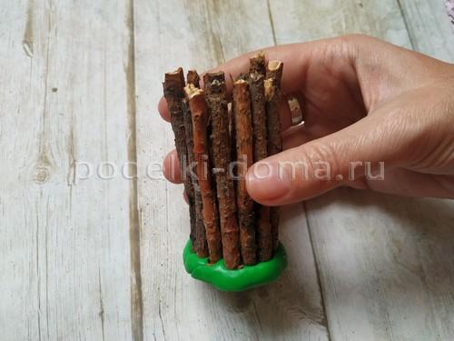 Поделка из веток домик. Домик и окошко — поделки из веточек