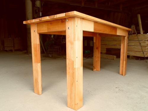 Как сделать красивый стол для беседки из дерева.. Варианты конструкции и чертежи