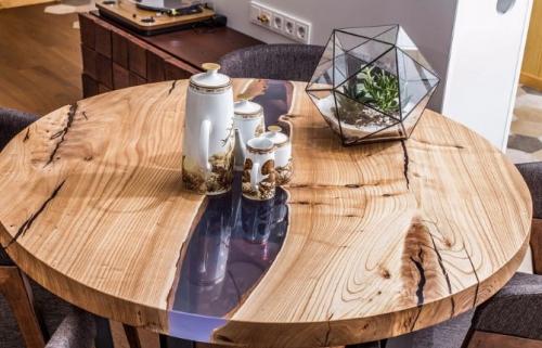 Журнальный столик из эпоксидной смолы своими руками. Как сделать стол из эпоксидной смолы своими руками: пошаговые мастер-классы с фото