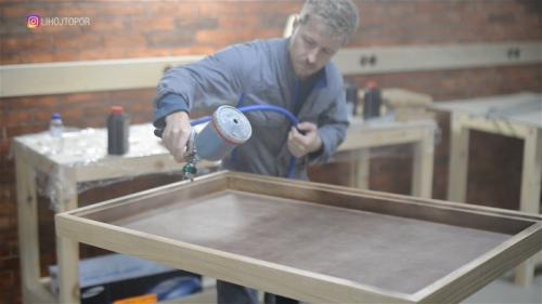 Кофейный столик из эпоксидной смолы. Как я делал необычный стол из эпоксидки