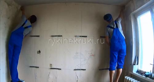 На каком расстоянии крепить профиль под гипсокартон. Уро.  Как крепить профиль для гипсокартона к стене (каркас)