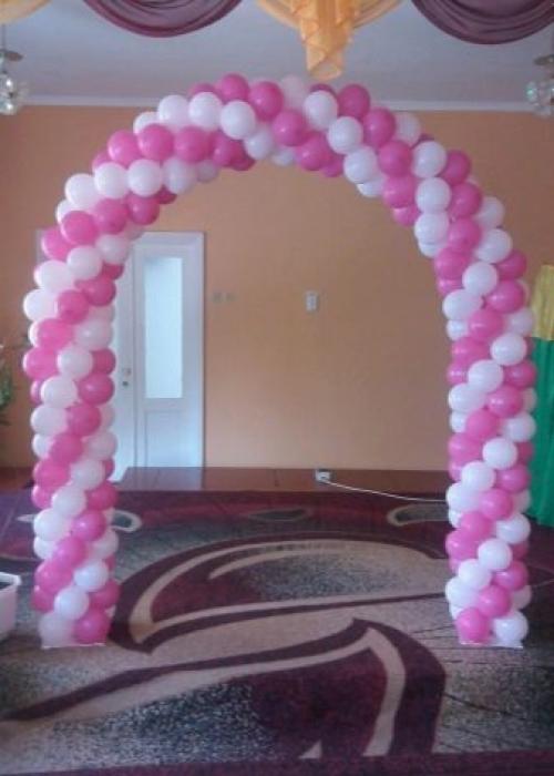 Композиция из искусственных цветов на арку. Для чего на свадьбе делают арку из цветов 13 Композиция из искусственных цветов на арку. Для чего на свадьбе делают арку из цветов 13