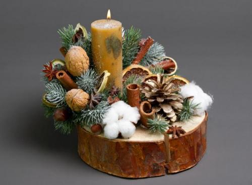 Композиция из сосновых веток своими руками. Как своими руками создать волшебную новогоднюю композицию для украшения праздника