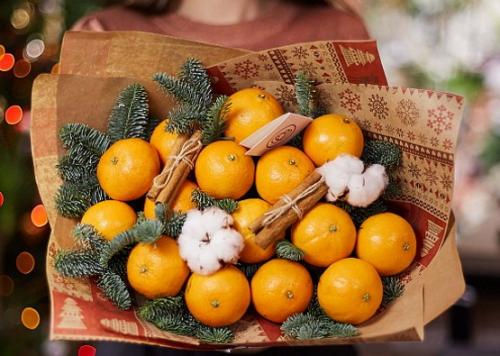 Букет из еловых веток своими руками. Букет из мандаринов и еловых веток своими руками