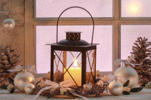 Как украсить дом к Новому году своими руками. Как украсить дом снаружи