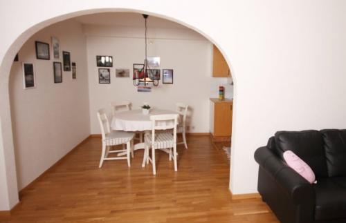 Арка между кухней и коридором своими руками. Вариации и дизайн арки