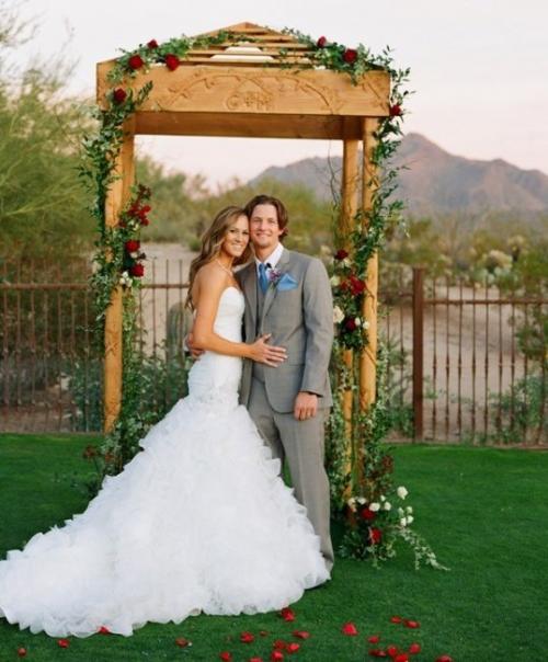 Свадебная арка из живых цветов без помощи профессионала. Как выбрать? 14 Свадебная арка из живых цветов без помощи профессионала. Как выбрать? 14