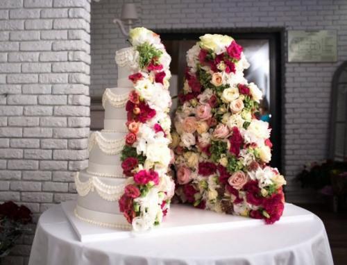 Торт на свадьбу 2023. Свадебный торт 2023: основные тренды 07