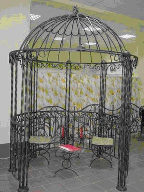 Беседка круглая из металла. Металлические беседки для дачи своими руками