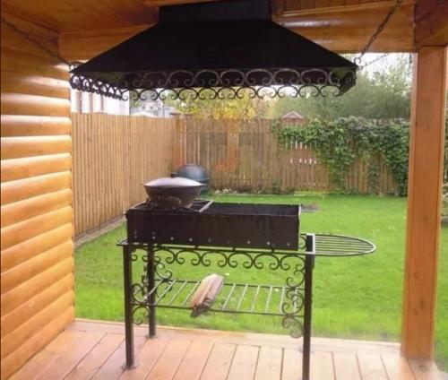 Круглые беседки с мангалом. Особенности беседки с мангалом