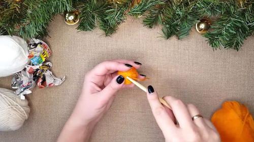 Новогодняя игрушка 50 см своими руками. Мастер-класс новогодняя игрушка своими руками 2022