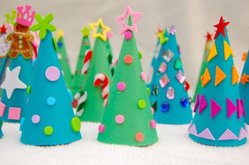 Как красиво украсить комнату на Новый год 2022 своими руками. Необычные идеи украшений для комнаты к Новому году 2022 своими руками 04 Как красиво украсить комнату на Новый год 2022 своими руками. Необычные идеи украшений для комнаты к Новому году 2022 своими руками 04