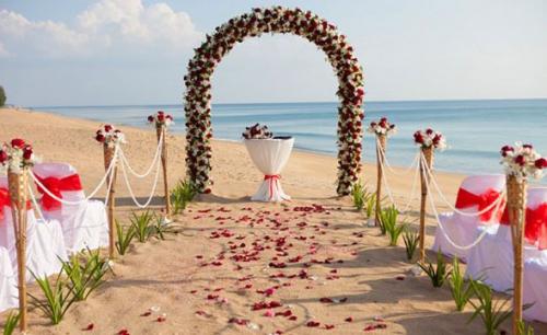 Монтаж свадебной арки. Какие формы свадебных арок бывают?