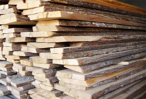 Плетеный забор из необрезной доски. Учимся делать плетеный забор из доски – все тонкости процесса