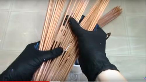 Как сделать газетные трубочки для начинающих. Материалы и инструменты 14 Как сделать газетные трубочки для начинающих. Материалы и инструменты 14