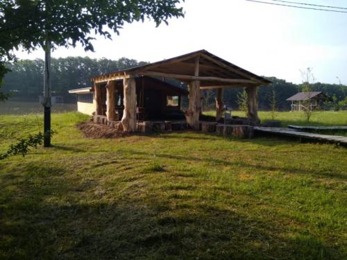 Проекты крытых беседок. Закрытые беседки: идеи обустройства и варианты дизайна. 130 фото лучших вариантов беседок и нюансы их применения в ландшафтном дизайне