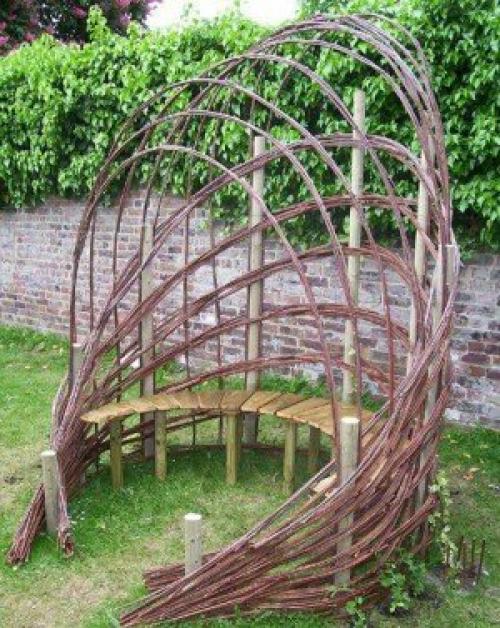 20 оригинальных опор для вьющихся растений. Почти все можно сделать своими руками