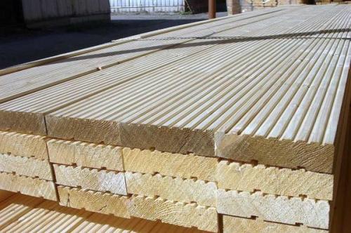 Пластиковый пол в беседке. Что такое террасная доска