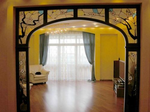 Красивые арки между кухней и комнатой. Дизайн арки между кухней и гостиной фото