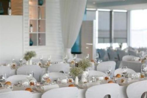 Украшение зала на свадьбу минимализм. Элегантная свадьба в стиле минимализма