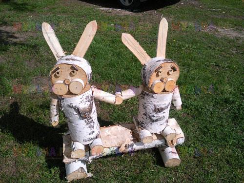 Поделки из дерева своими руками для сада. Делаем зверушек из спилов бревен