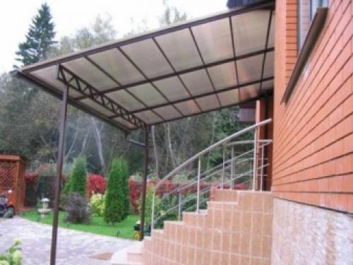 Навес из профильной трубы. Особенности 01 Навес из профильной трубы. Особенности 01