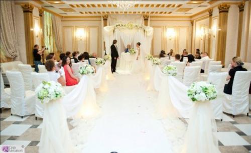 Какой декор точно не нужен на свадьбе в 2023. Модная свадьба 2022 2023 года тенденции фото цвета оформление