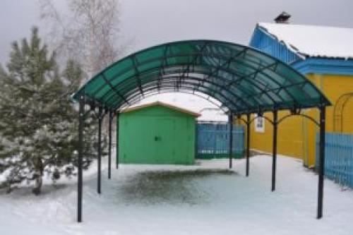 Навесы из поликарбоната для дачи. Навесы из поликарбоната — самостоятельное изготовление и особенности проектирования (100 фото) 26 Навесы из поликарбоната для дачи. Навесы из поликарбоната — самостоятельное изготовление и особенности проектирования (100 фото) 26