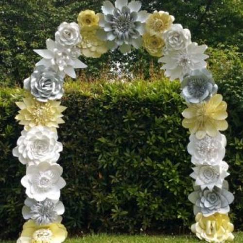 Арка из цветов своими руками. Как сделать бумажные цветы для оформления свадьбы – мастер-класс