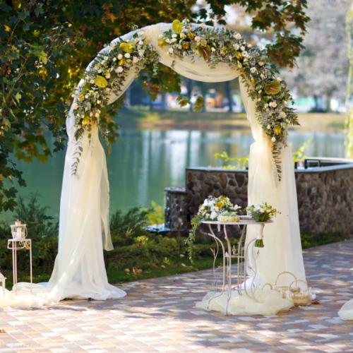 Каркас для свадебной арки своими руками. Как самому сделать арку на свадьбу: изготовление каркаса