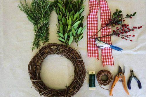 Венок из виноградной лозы к Новому году своими руками. Новогодние венки из лозы 01