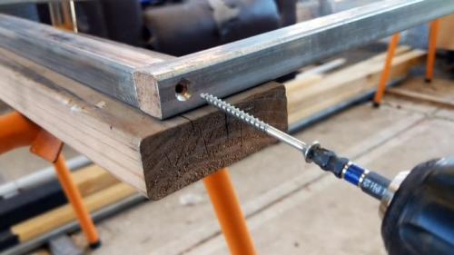 Беседка из профильной трубы без сварки. Сборка труб на деревянные вставки