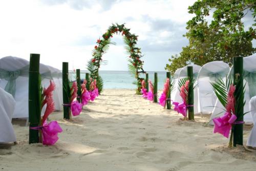 Арка из дерева на свадьбу. Свадебная арка: 73 фото лучших вариантов дизайна для идеальной совремненой свадьбы