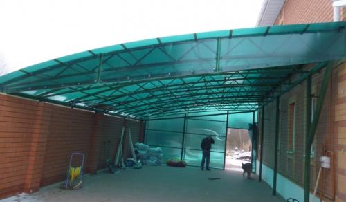 Навес для автомобиля из поликарбоната. Сотовый поликарбонат 03 Навес для автомобиля из поликарбоната. Сотовый поликарбонат 03