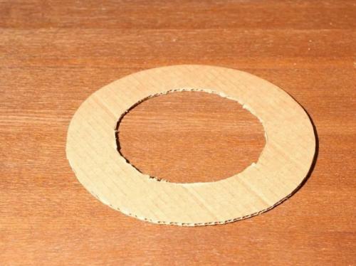 Новогодний венок своими руками с детьми. Новогодний (рождественский) венок своими руками — 8 мастер-классов декора из подручных средств