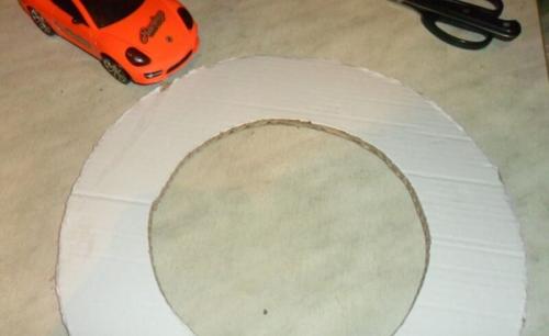 Новогодний венок из мишуры своими руками пошагово. Рождественский венок 2023 своими руками для детей. Мастер-классы из разных материалов