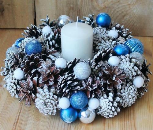 Новогодний венок своими руками из шишек. Новогодняя сказка. Подробный мастер-класс изготовления рождественского венка из шишек