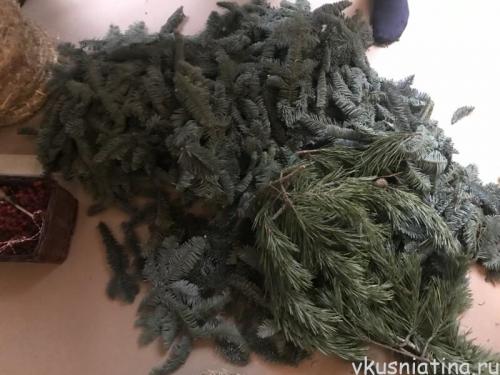 Новогодний венок своими руками с детьми. Новогодний (рождественский) венок своими руками — 8 мастер-классов декора из подручных средств