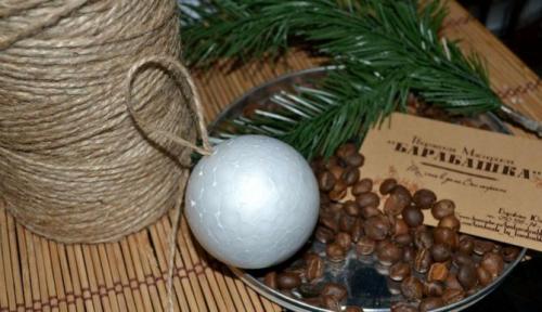 Шары из виноградной лозы своими руками. Инструменты и материалы для создания новогодних шаров из кофейных зерен: