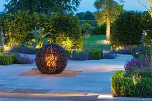 Украшение сада своими руками из подручных материалов. 90 идей украшений для сада своими руками (фото)