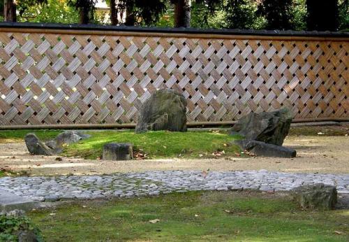 Как сделать плетень своими руками из веток лозы и ивы. Фото-идеи