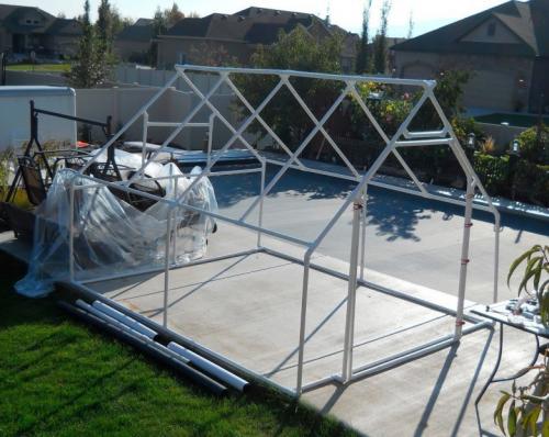 Теплица из полипропиленовых труб своими руками. Пошаговое руководство, как сделать парник из полипропиленовых труб своими руками: виды конструкций, чертежи и расчеты, фото