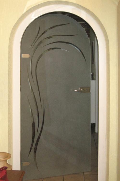 Пластиковые арки на двери. Материалы изготовления