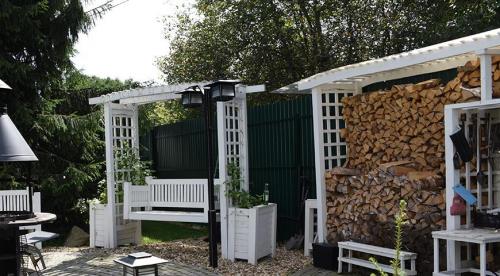 Садовые шпалеры для вьющихся растений своими руками. Из дерева 11 Садовые шпалеры для вьющихся растений своими руками. Из дерева 11