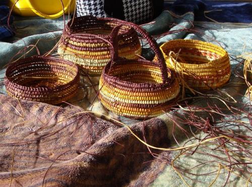 Плетение корзин из лозы пошагово. Корзины из лозы и ивы — пошаговая инструкция для начинающих + 100 фото