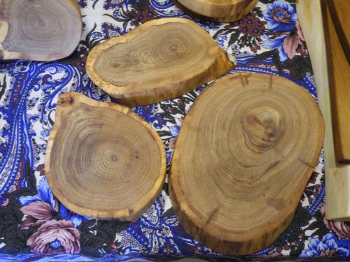 Как сделать деревянные спилы. Спилы дерева в интерьере